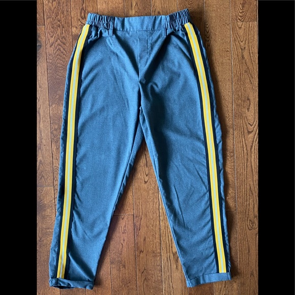 Elastic Waist Chino pants - Picture 1 of 4